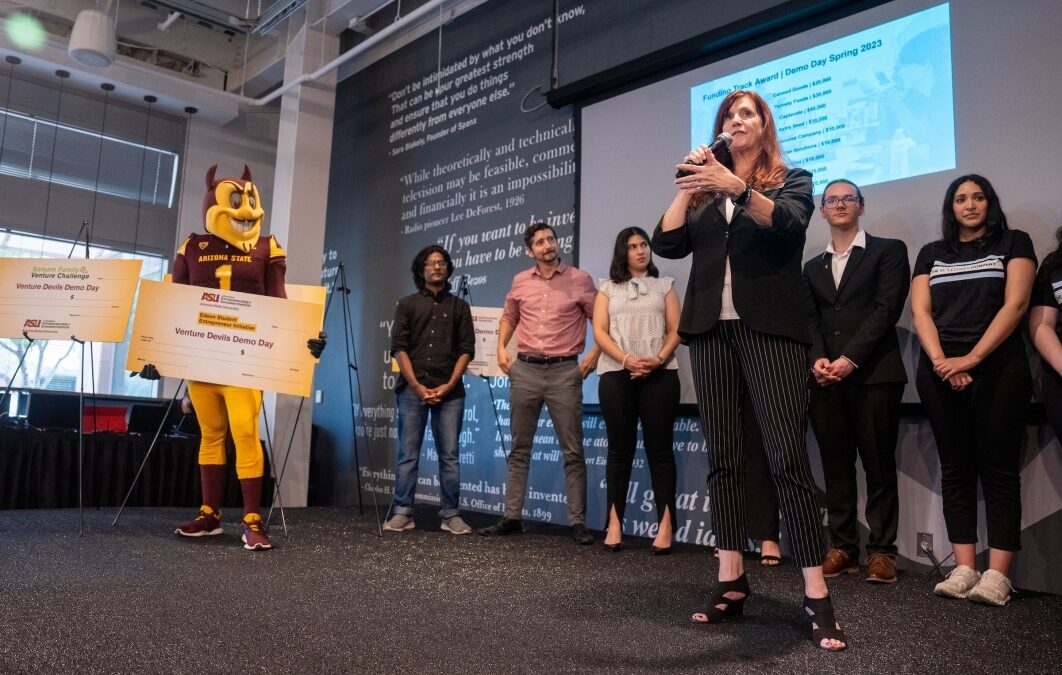 Tracy Lea, director of venture development for the J. Orin Edson Entrepreneurship + Innovation Institute at ASU, was emcee for the Demo Day pitch competition at SkySong in Scottsdale on April 22. Photo by Samantha Chow/ASU
